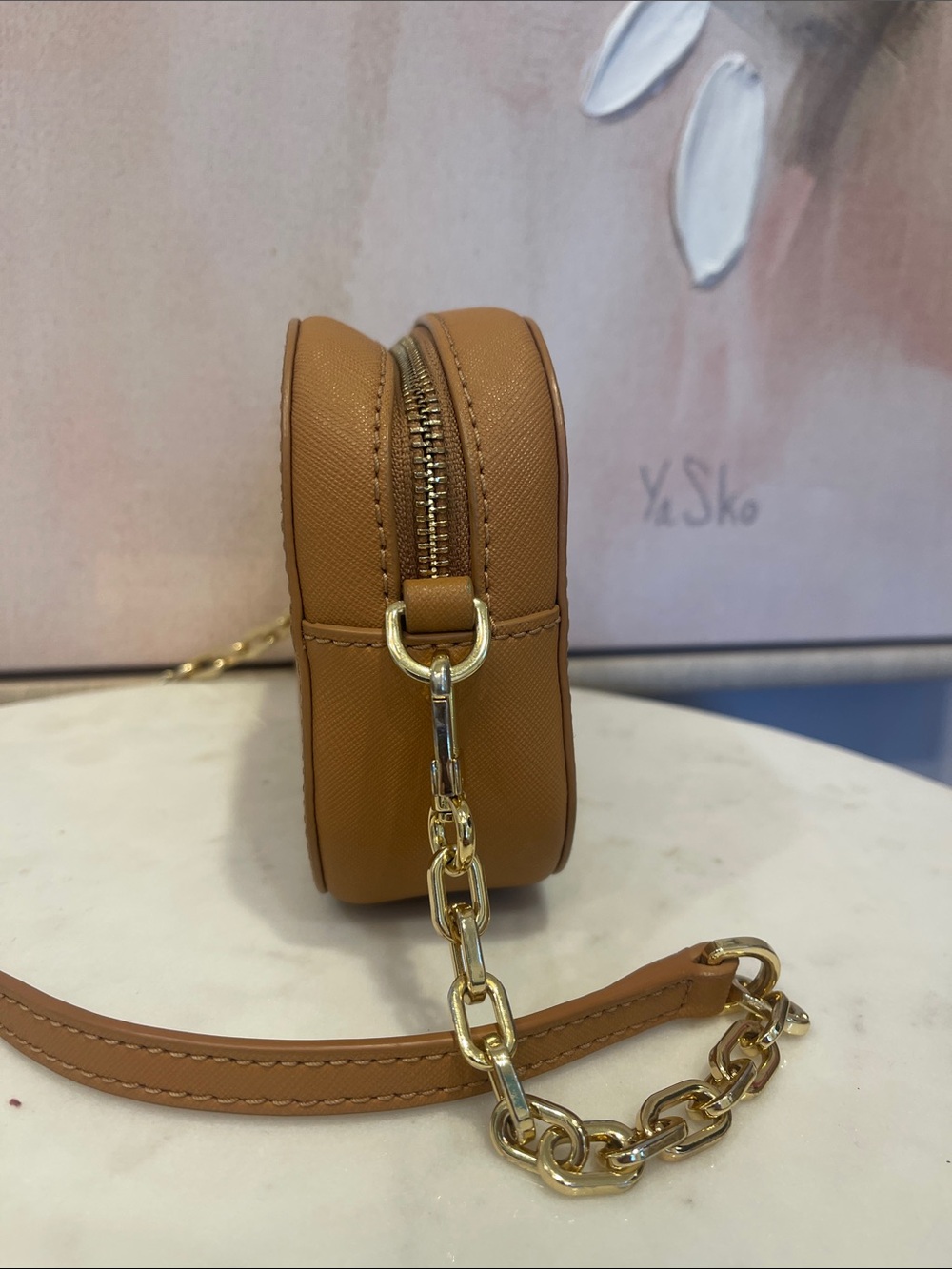 Gorgeous Tory Burch Emerson Crossbody in Tan - Picture 2 of 7